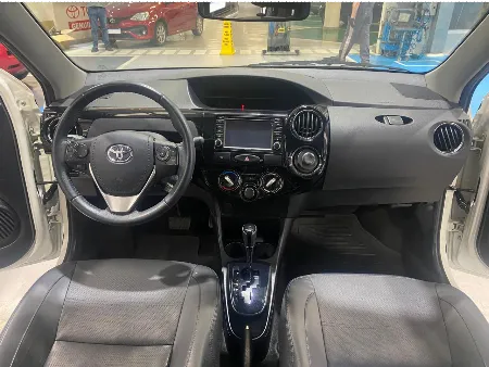 ETIOS PLATINUM 2018- imgN°3