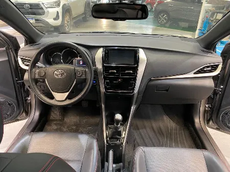 YARIS S MT 2019- imgN°6