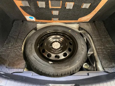 YARIS S MT 2019- imgN°9