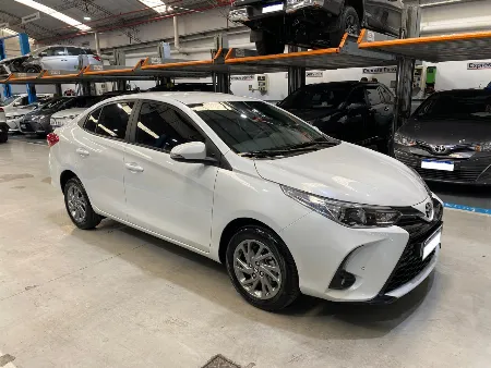 YARIS XLS 4P CVT 2024- imgN°4