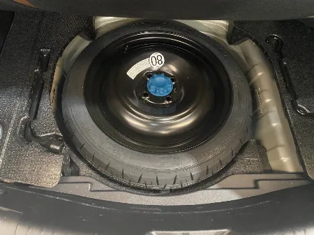 YARIS S CVT 2025- imgN°6